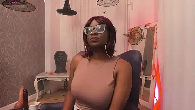 LolaJenkinss from StripChat is Freechat