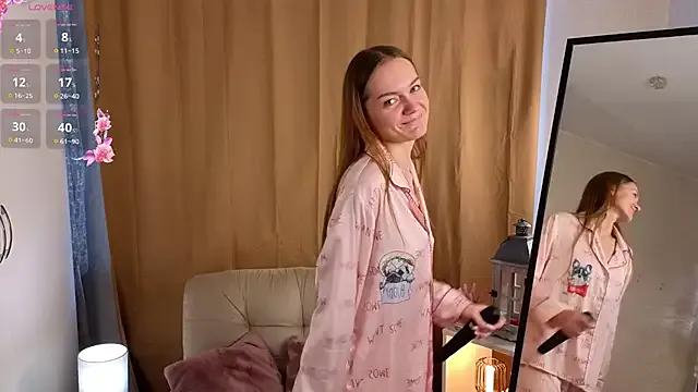 LouisaChaobal from StripChat is Freechat