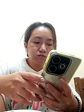 Lovelyclaya from StripChat is Freechat