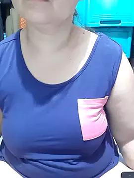Lovelyebz1108 from StripChat is Freechat