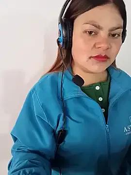 LUCIANA__99 from StripChat is Freechat