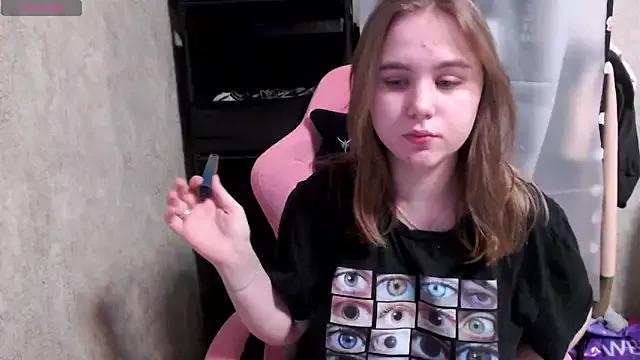Lucille_Lighter from StripChat is Freechat