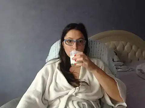 LuckyLisa23 from StripChat is Freechat