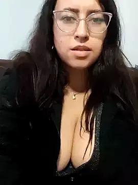 LuisaEMelissa from StripChat is Freechat