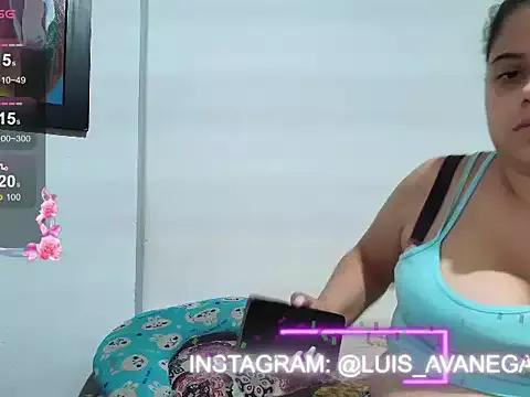 luisahot_9727 from StripChat is Freechat