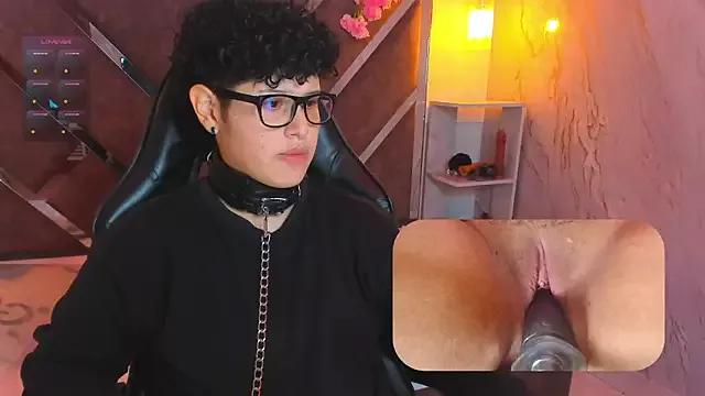 LukeBear from StripChat is Freechat