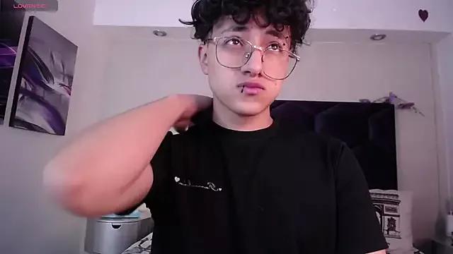 LukeFlame_ from StripChat is Freechat