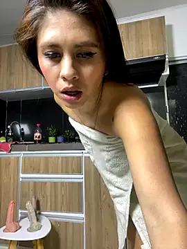 Lulu_Monroe from StripChat is Freechat