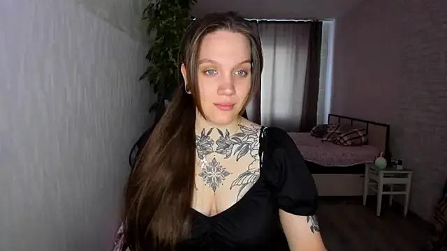 Luna_Ver from StripChat is Freechat