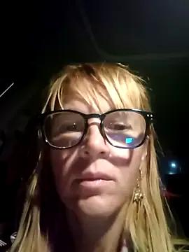 LunaNatural from StripChat is Freechat