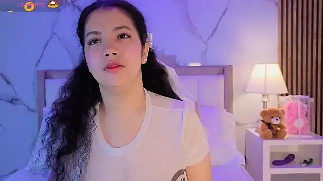 LunaRosse_ from StripChat is Freechat