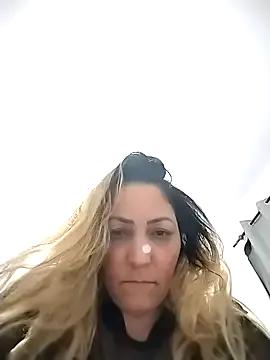 Lunita86 from StripChat is Freechat