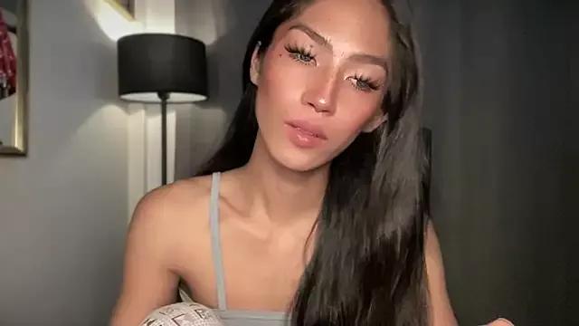 Lust_for_Belle_ from StripChat is Freechat