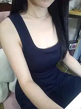 Lynda_2x from StripChat is Freechat