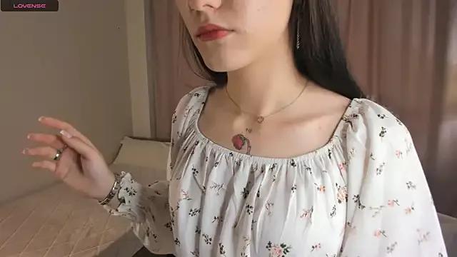 LynnaBennett from StripChat is Freechat