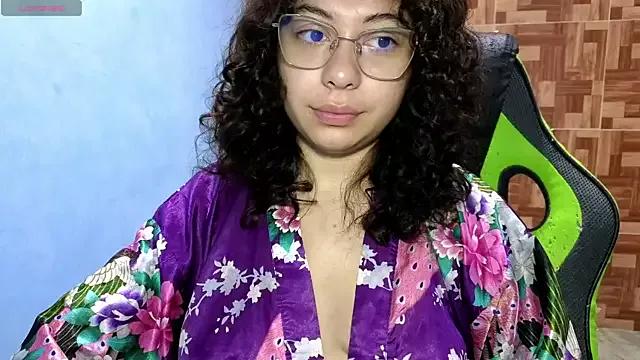 Mabbaldama from StripChat is Freechat