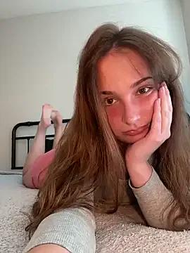 MadilynX777 from StripChat is Freechat
