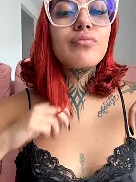 MargothWolfe from StripChat is Freechat