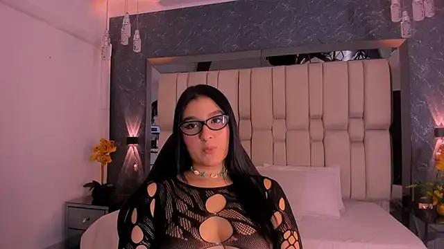 MariaFlowers from StripChat is Freechat