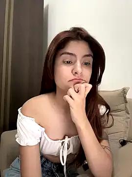 MarianaNinfa from StripChat is Freechat