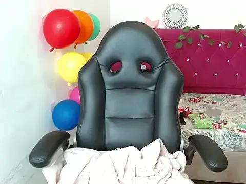 MarianaVarela from StripChat is Freechat