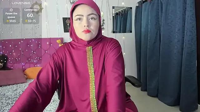 MarianFadel from StripChat is Freechat