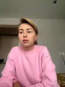 MartaLuna_ from StripChat is Freechat