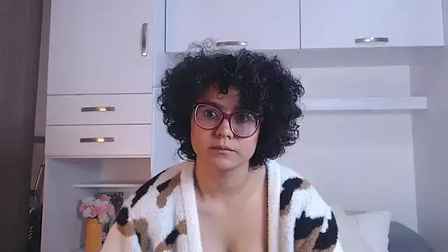 Martina_Ruis from StripChat is Freechat
