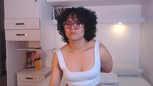 MartiRuis10 from StripChat is Freechat