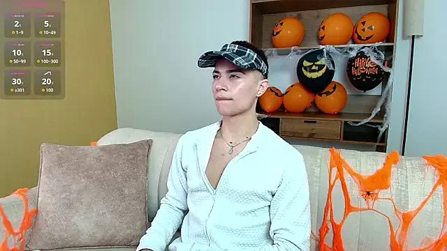 MatheoMontclair from StripChat is Freechat