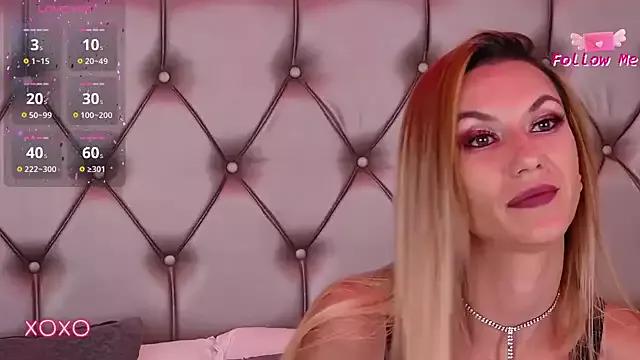 MayaHale from StripChat is Freechat
