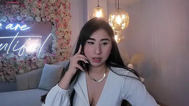 MayaMoretti_ from StripChat is Freechat