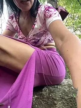 MeganFoxiy from StripChat is Freechat