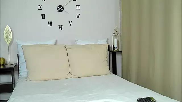 MelisaHart from StripChat is Freechat