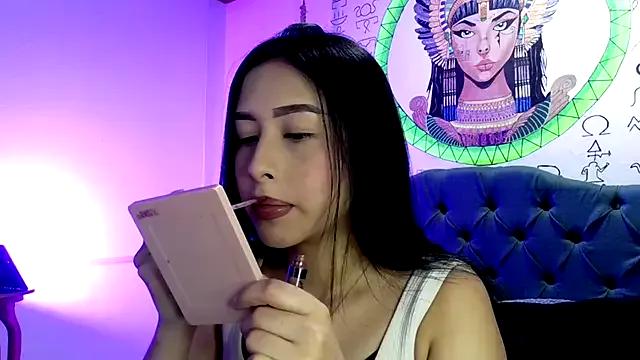 melissa__dolce from StripChat is Freechat