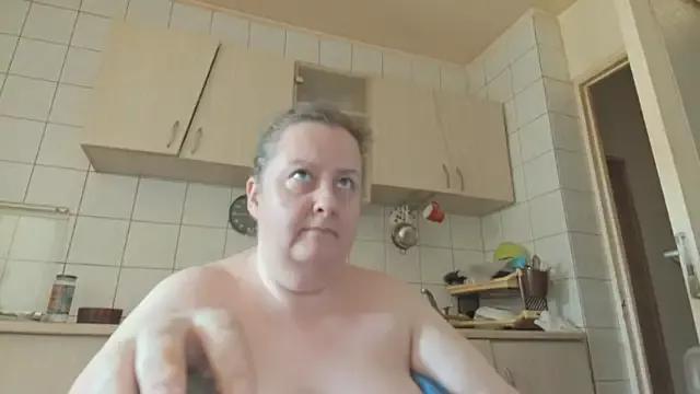 melissaBlessing from StripChat is Freechat