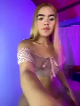Miaa_rosses3 from StripChat is Freechat