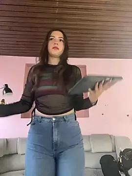 MiaLune_Pink from StripChat is Freechat