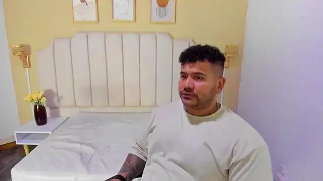 michael_hill1 from StripChat is Freechat