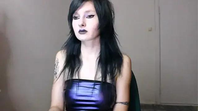 midnightsiren777 from StripChat is Freechat