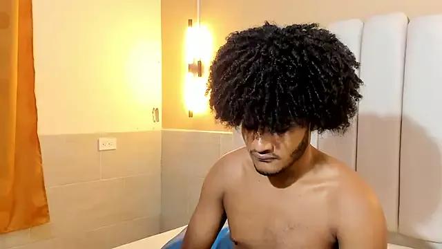Mike_Jhonsonn from StripChat is Freechat