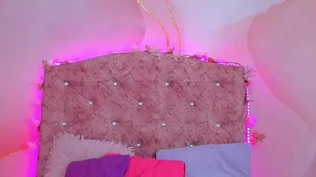 Mila_grace_ from StripChat is Freechat