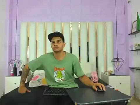 MilaANDrick from StripChat is Freechat