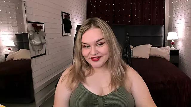 MilaTory from StripChat is Freechat