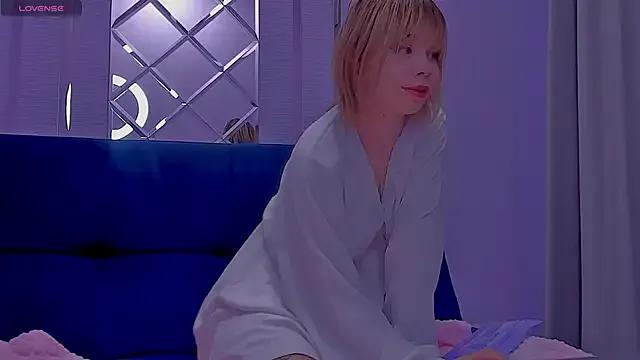 Milena_brilliant from StripChat is Freechat