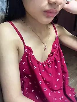 Mina048 from StripChat is Freechat