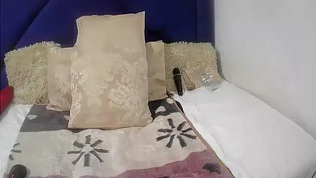 Mishanti from StripChat is Freechat