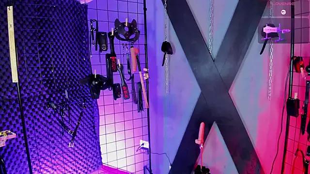 MissAlison_Monica_bdsm from StripChat is Freechat