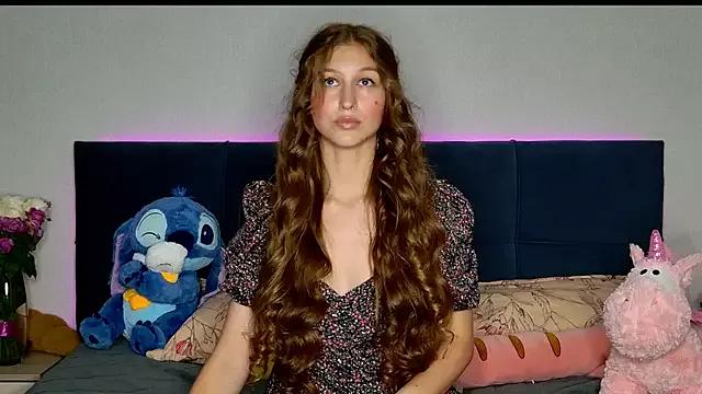 MissEmilyMiller from StripChat is Freechat