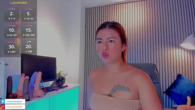 Missnaomi_ from StripChat is Freechat